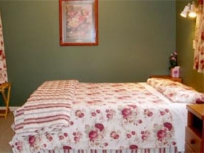 Shakespeare House Bed & Breakfast Te Anau